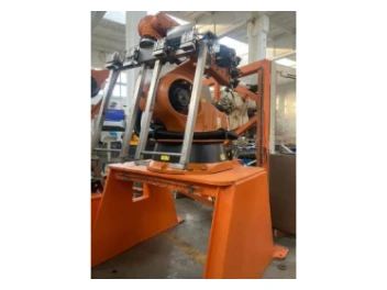 Robot KUKA KR 140 comp (2004r.)